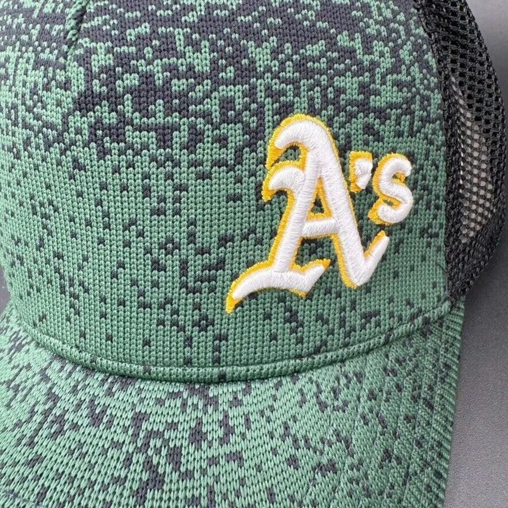 Under Armour new oakland